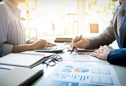 Asesoría financiera, contable y tributaria